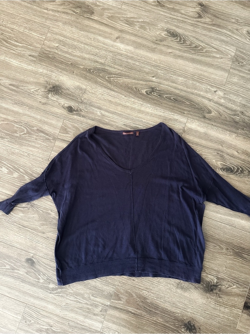 525 America Navy V-Neck Knit 3/4 Sleeve Top